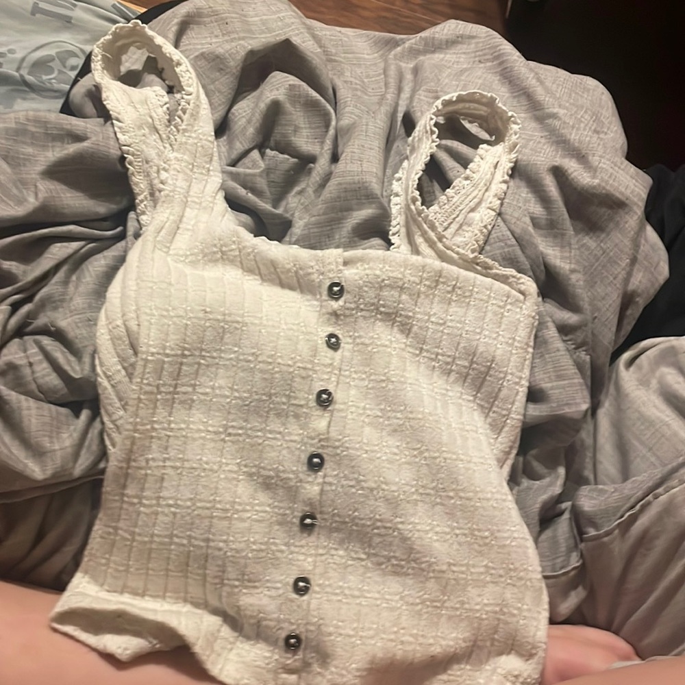 american eagle xs white tank top